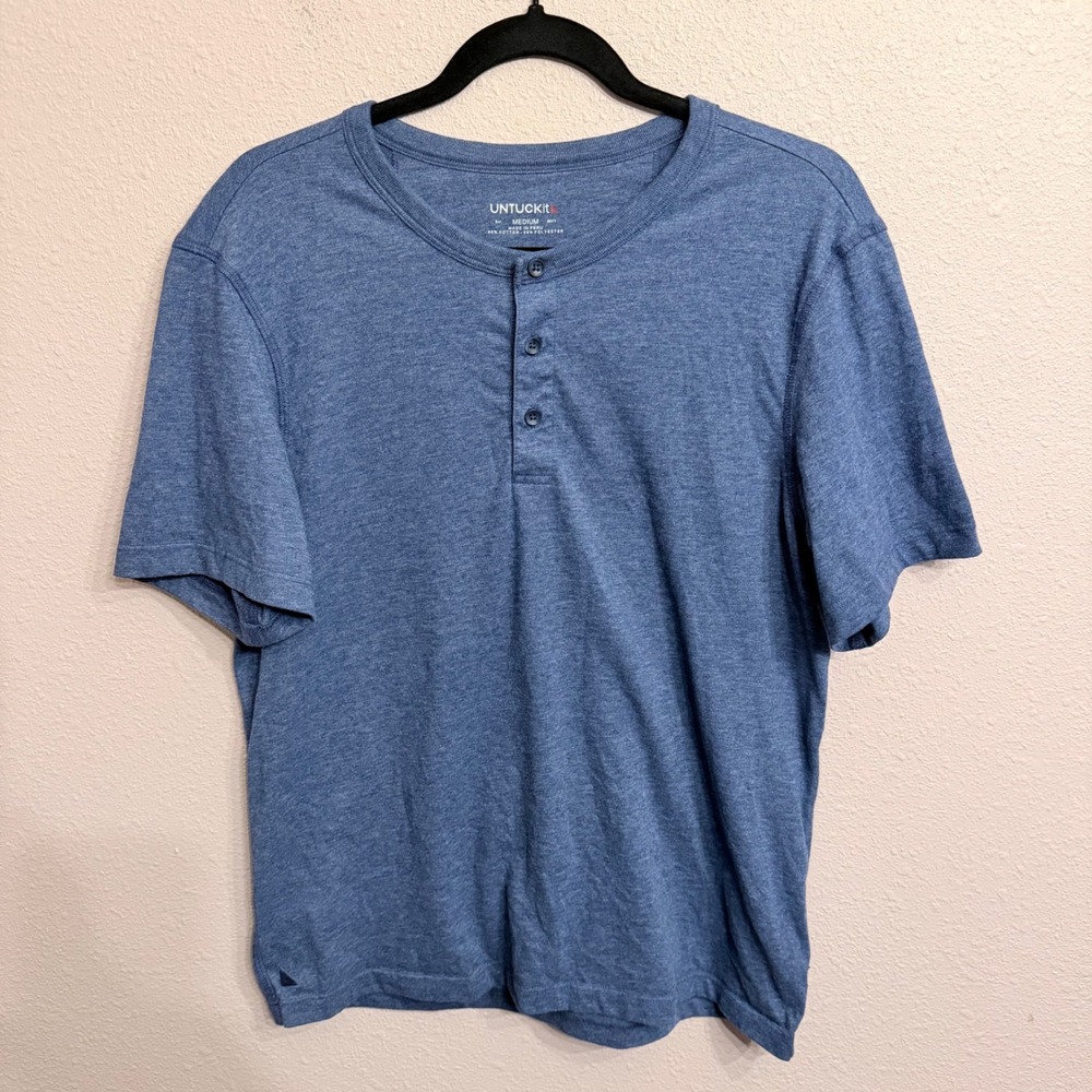 UNTUCKit Jericho Mens Blue Heather Short Sleeve Henley Shirt 40028 Medium